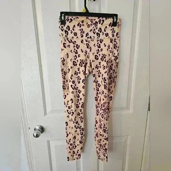 Fabletics High Waisted Leopard Print - Size S - Picture 1 of 4